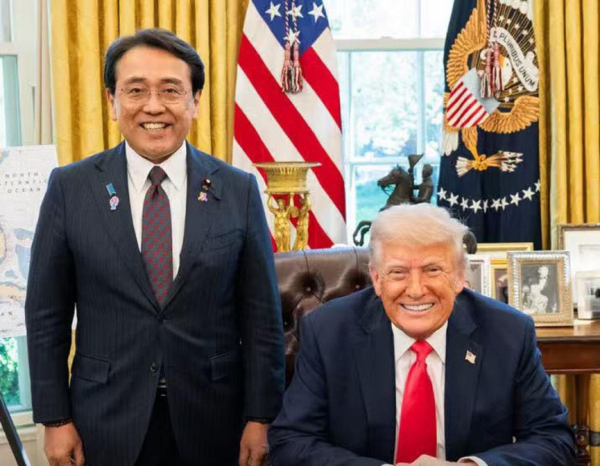 通弘网  日本赴美谈判代表：得知特朗普将参与谈判时，我和其他官员都穿着睡衣